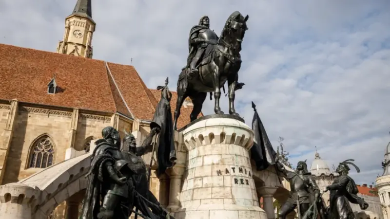 Statuia Matia Corvin din Cluj-Napoca