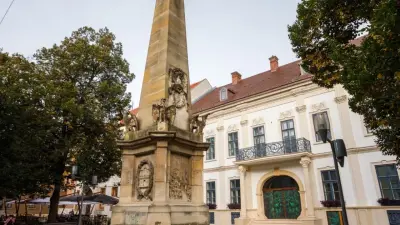 Obeliscul Carolina din Cluj-Napoca
