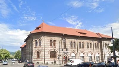Colegiul Alexandru Lahovari din Râmnicu Vâlcea, str. Calea lui Traian