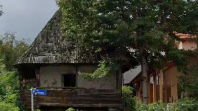 Casa veche de lemn din Călimănești, str. Tudor Vladimirescu