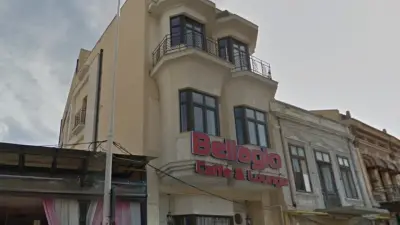 Casa cu bowindouri - Casa Serienescu din Constanța, Piața Ovidiu
