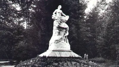 Monumentul domnitorului Barbu Știrbei din Râmnicu Vâlcea, Parcul Zăvoi