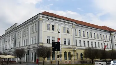 Colegiul Székely Mikó din Sfântu Gheorghe, Covasna Colegiul Székely Mikó din Sfântu Gheorghe, Covasna