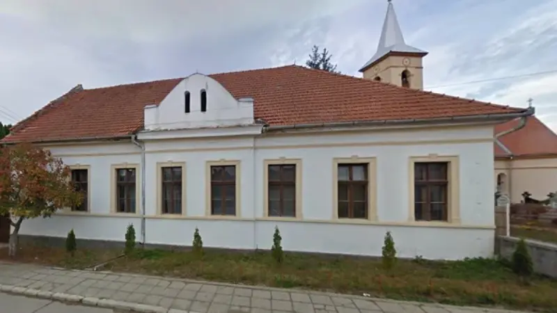 Școala veche din Voinești, Covasna