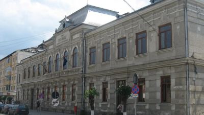 Școala Bogdan Vodă din Câmpulung Moldovenesc, calea Transilvaniei