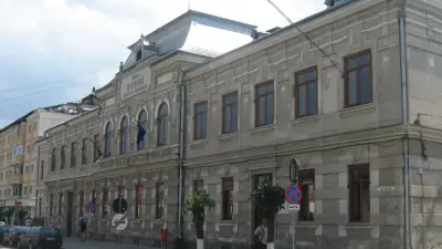 Școala Bogdan Vodă din Câmpulung Moldovenesc, calea Transilvaniei