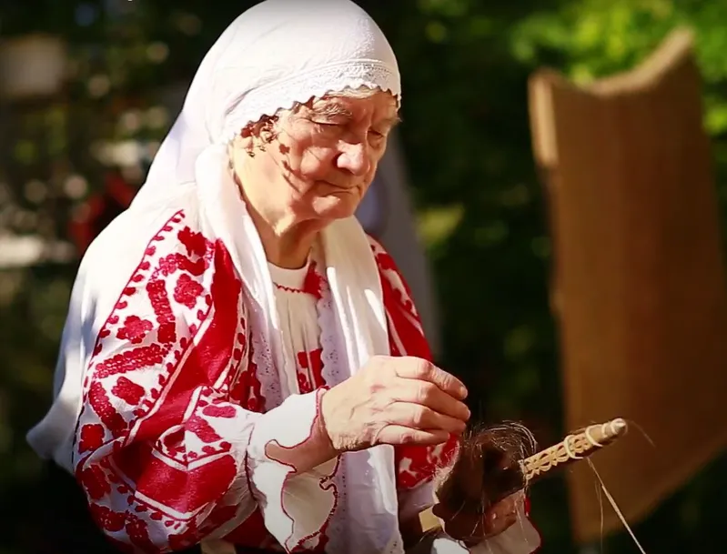 Adela Petre - Țesătoarea Tezaur uman viu din Buzău
