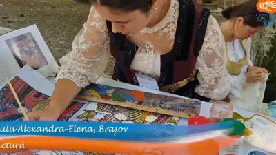 Mutu Alexandra Elena, pictat icoane pe sticlă