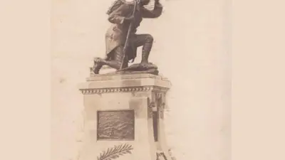 Statuia Grănicerilor din Fălticeni, Suceava Statuia Grănicerilor din Fălticeni, Suceava