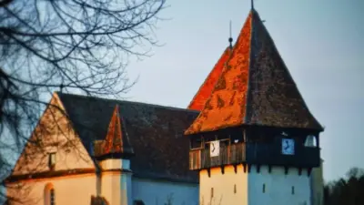 Ansamblul bisericii evanghelice fortificate	din Bazna, Sibiu