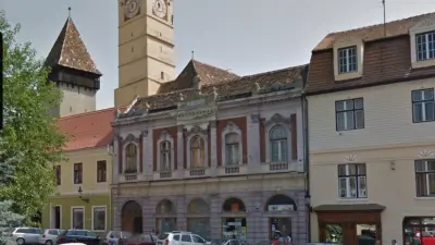 Casa cu Torcătoarea din Mediaș, piața George Enescu Casa cu Torcătoarea din Mediaș, piața George Enescu