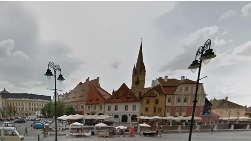 Case vechi din Sibiu, Piața Mică, nr. 6-15