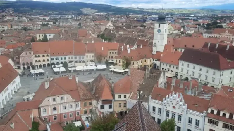 Case vechi din Sibiu, Piața Mică, nr. 22 - 30
