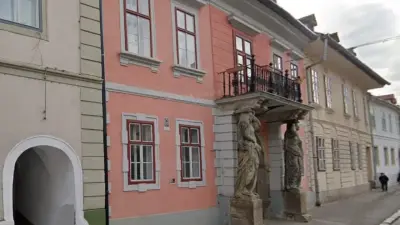 Casa cu cariatide din Sibiu, str. Mitropoliei