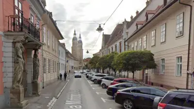 Case vechi situate în Sibiu, str. Mitropoliei, nr. 15, 17, 18, 19