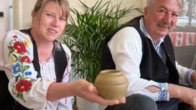 Violeta și Eugen Pătru, păstrătorii ceramicii albe de Vlădești, Vâlcea