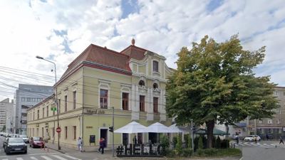 Casa breslei cizmarilor	din Satu Mare, piața Libertății