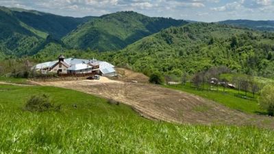 Schitul Sfântul Ierarh Modest, Argeș - retragere și simplitate monahală