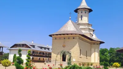 Mănăstirea Măgura Ocnei, Bacău - construită pe locul unui schit din 1655