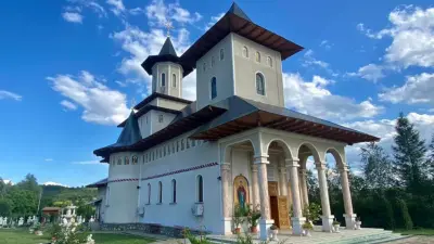 Mănăstirea Părincea, Bacău - locul unde s-a oprit carul cu boi al Sfântului Nicolae
