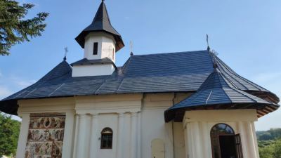 Mănăstirea Sihăstria Voronei, Botoșani - legată de Cuviosul Onufrie, canonizat în anul 2005