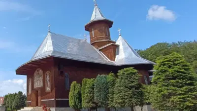 Mănăstirea Dejani, Brașov - cu biserica de lemn în stil moldovenesc — Hram!