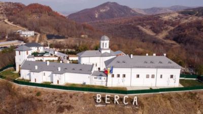 Mănăstirea Berca, Buzău - Lăcaș cu aspect de cetate medievală