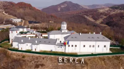 Mănăstirea Berca, Buzău - Lăcaș cu aspect de cetate medievală — Hram!