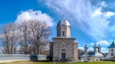 Schitul Cetățuia, Buzău - ctitorit de monahi și monarhi — Hram!
