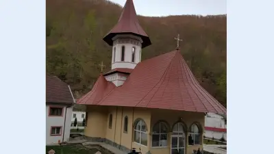 Schitul Feneș, Caraș-Severin