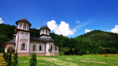Mănăstirea Băișoara, Cluj - credință și liniște la poalele Apusenilor — Hram!
