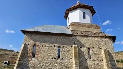 Mănăstirea Adâncata, Constanța - mărturie a unui sat  dispărut — Hram!