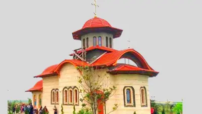 Mănăstirea Sfinților Români, Poarta Albă, Constanța - de la lagăr la lumină