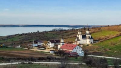 Schitul Strunga, Constanța - o vatră de credință renăscută în satul părăsit