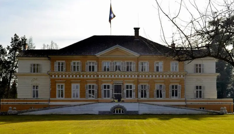 Castelul regal de la Săvârșin, Arad