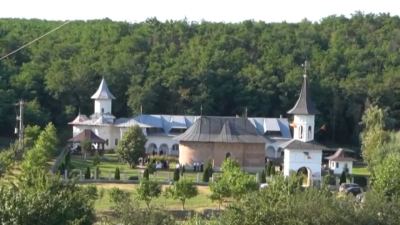 Mănăstirea Cârlomănești, Galați - vatra monahală cu rădăcini în secolul al XV-lea