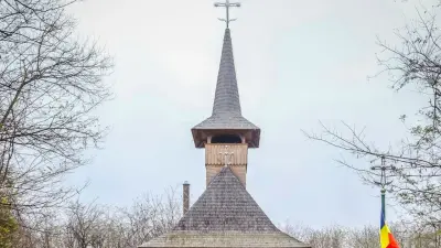 Mănăstirea Sfântul Mare Mucenic Gheorghe, Giurgiu - cu biserică maramureșeană — Hram!