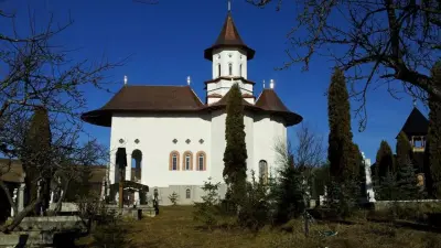 Mănăstirea Doamnei, Moglănești, Harghita - refugiul domnesc devenit vatră de rugăciune — Hram!