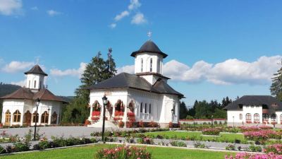 Mănăstirea Izvorul Mureșului, Harghita - vatră monahală în inima Harghitei