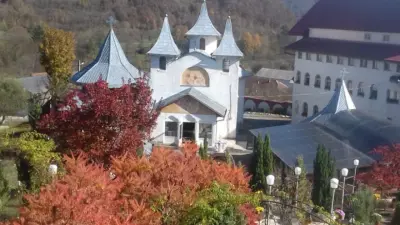 Schitul Crișcior, Hunedoara - loc de liniște la poalele Apusenilor — Hram!