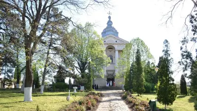 Mănăstirea Frumoasa, Iași - patru secole de istorie — Hram!