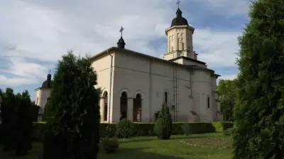 Mănăstirea Hlincea, Iași - bijuteria medievală de la poalele Cetățuii