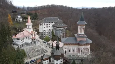 Mănăstirea Rohia – Sfânta Ana, Maramureș