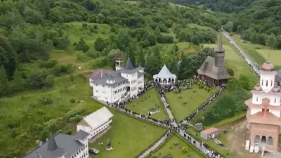 Mănăstirea Ruoaia, Maramureș  - continuatoarea unei tradiții începute în anul 1315 — Hram!