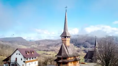 Mănăstirea Strâmtura, Maramureș  - închinată Sfintei Cuvioase Parascheva — Hram!