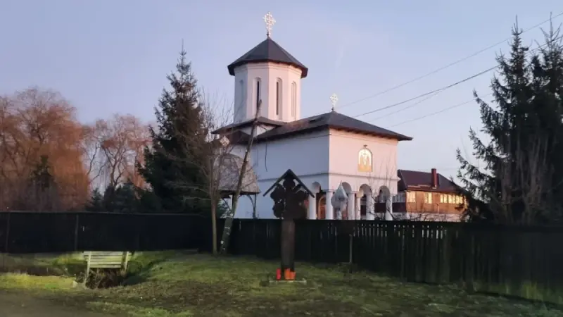 Schitul Dumbrăvioara, Mureș