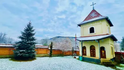 Mănăstirea Jacul Românesc, Mureș - o vatră monahală născută din biserica vechiului sat