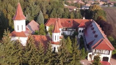 Mănăstirea Recea, Mureș - cu biserica împodobită în mozaic