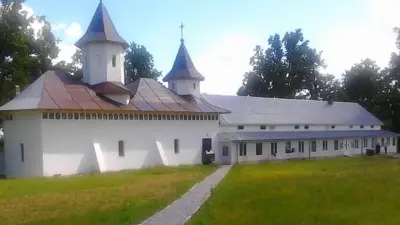 Schitul Cărbuna, Neamț - ridicat în memoria eroilor neamului — Hram!