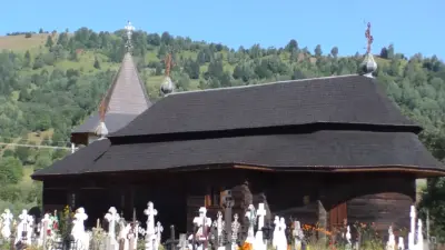 Schitul Sfânta Ana (Bistrița), Neamț - cu biserica de lemn unică în Moldova